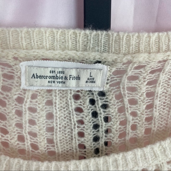 Abercrombie & Fitch Cream Wool Blend Sweater, Lrg - Picture 2 of 5